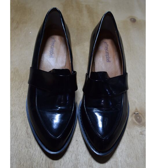Jeffrey Campbell Shoes - Jeffrey Campbell Black Leather Loafers Women’s 6 Pointed Toe Low Heel Classic